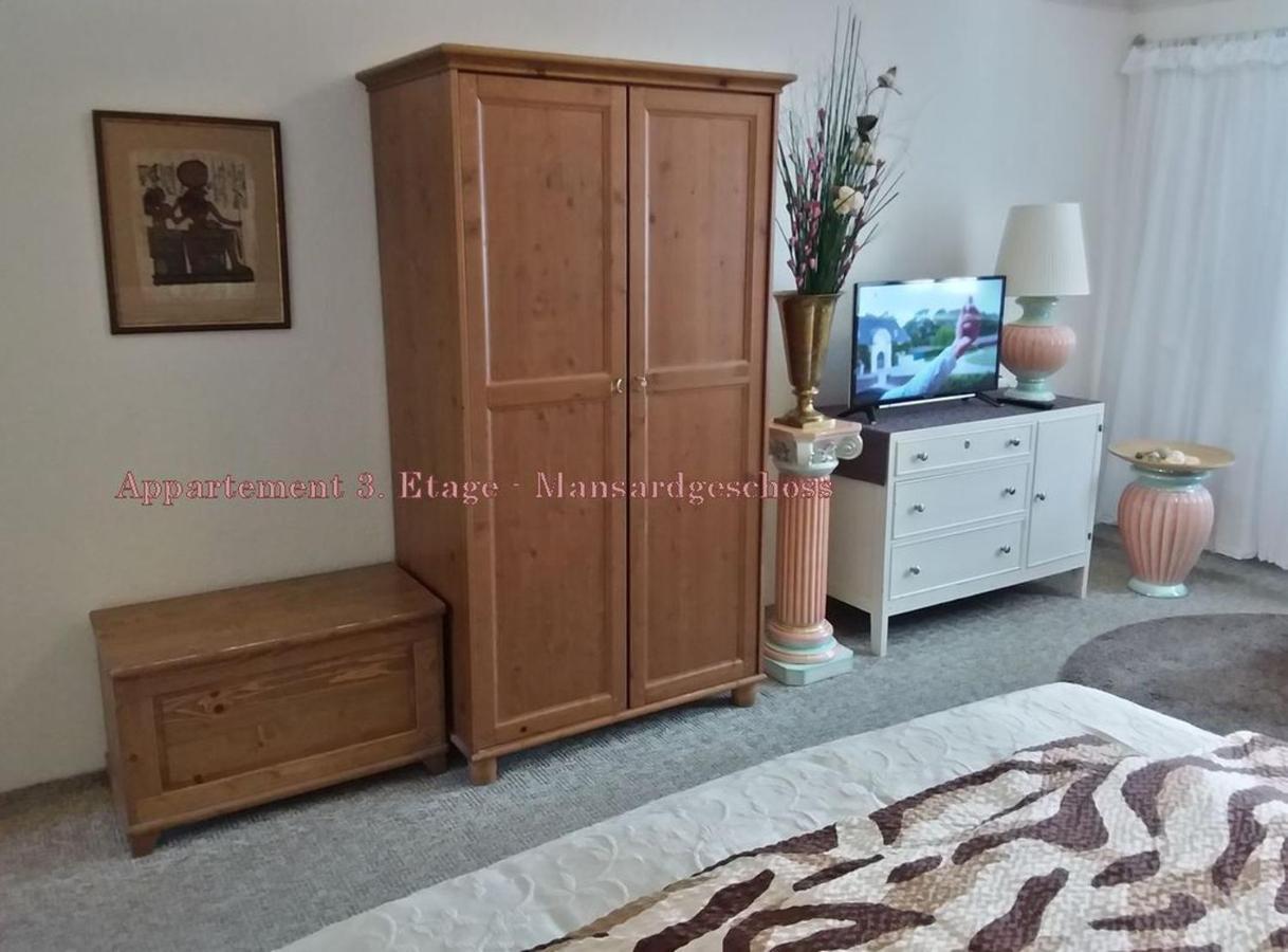 City-Ferienwohnungen-Dresden - Zentral Gelegen Im Haus Louisenstrasse 11 - Dresden-Neustadt Екстериор снимка